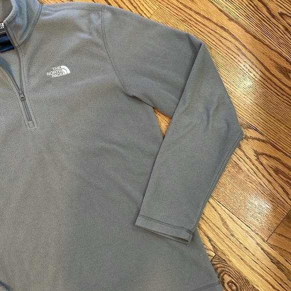 Men’s The North Face Fleece Quarter Zip Pullover. Size S. Excellent Condition. - Picture 9 of 12